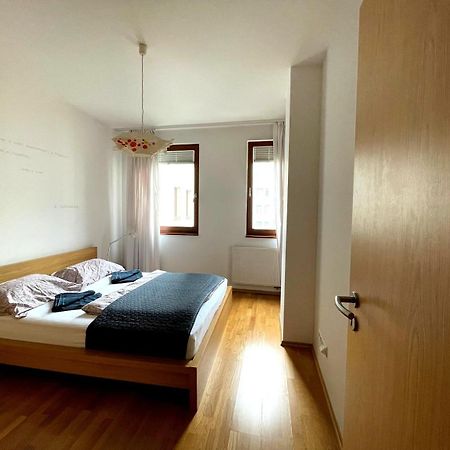 Central Apartment With Balcony Βουδαπέστη Εξωτερικό φωτογραφία