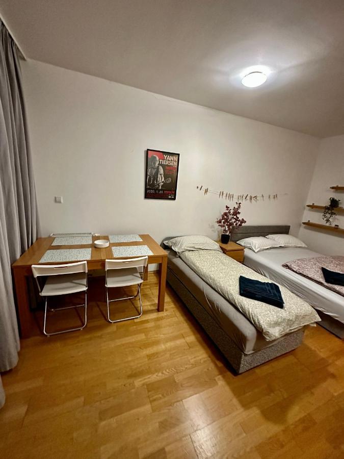 Central Apartment With Balcony Βουδαπέστη Εξωτερικό φωτογραφία