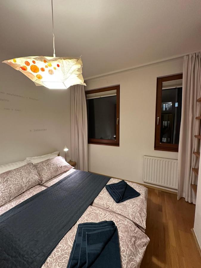 Central Apartment With Balcony Βουδαπέστη Εξωτερικό φωτογραφία